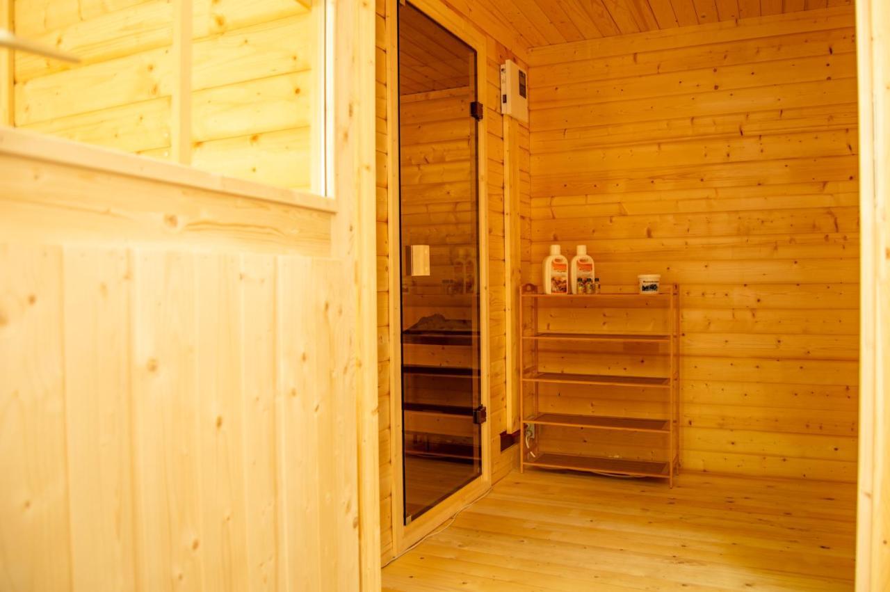 Wellnessoase Mitten In Triberg Триберг Экстерьер фото